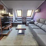 Alojate En Vigo! Piso Acogedor Y Funcional アパート
