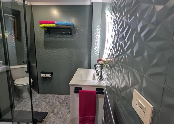 Alojate En Vigo! Piso Acogedor Y Funcional *